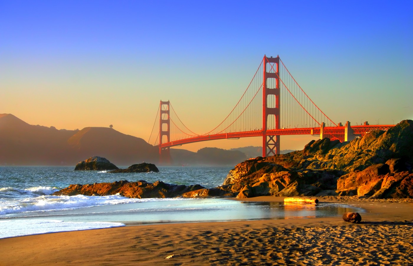 Golden Gate Bridge at sunset